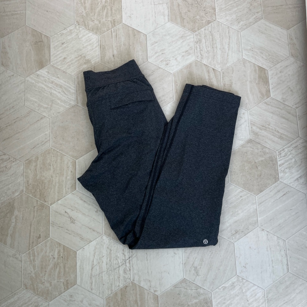 Men’s gray lululemon pants